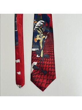 Java Red Novelty Tie, Coyote, road runner.